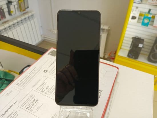 Фото 2: Vivo T1 6/128GB по адресу г. Севастополь, Северная, площадь Захарова, 1Ж, «Новая Ярмарка», пав. 7