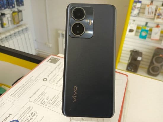 Фото 4: Vivo T1 6/128GB по адресу г. Севастополь, Северная, площадь Захарова, 1Ж, «Новая Ярмарка», пав. 7