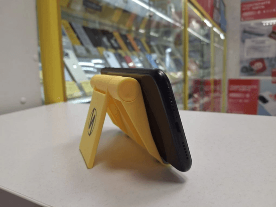 Фото 7: Apple iPhone Xr 64GB по адресу г. Верхний Тагил, ул. Ленина, 92