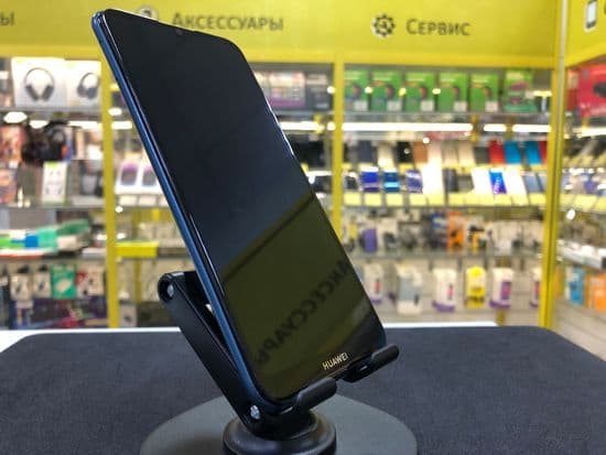 Фото 3: Huawei Y6 Prime (2019) 3/64GB по адресу г. Ивдель, ул. Трошева,16