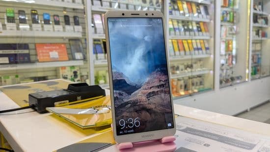 Фото 1: Huawei Mate 10 Lite 4/64GB по адресу г. Ивдель, ул. Трошева,16