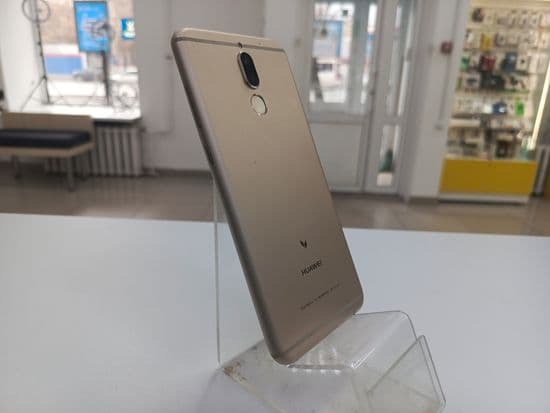 Фото 1: Huawei Mate 10 Lite 4/64GB по адресу г. Верхний Тагил, ул. Ленина, 92