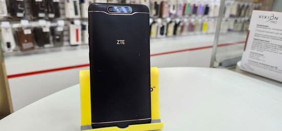 Фото 5: ZTE Blade V8 64GB по адресу г. Нижний Тагил, ул. Металлургов, 58а