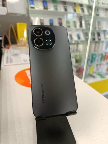 Фото 4: Tecno Spark 30 5G 6/128GB по адресу г. Красноуральск, ул. Ленина, 41