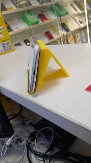 Фото 1: Apple iPhone 11 128Gb по адресу пос.Свободный, ул. Свободы, 38