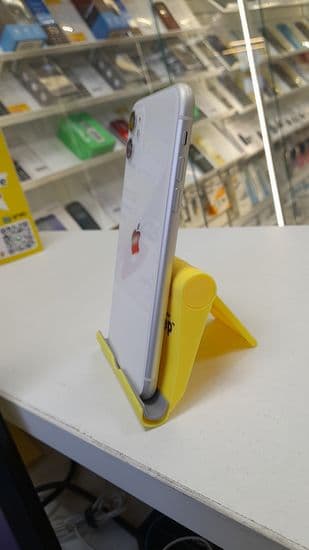 Фото 3: Apple iPhone 11 128Gb по адресу пос.Свободный, ул. Свободы, 38