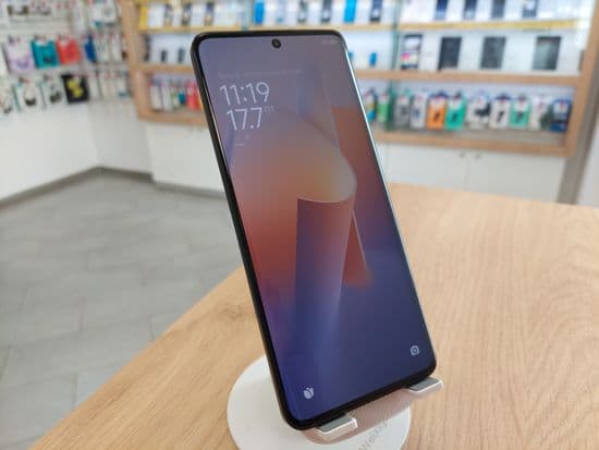 Фото 3: Xiaomi Redmi Note 13 PRO PLUS 8/256GB (чёрный) по адресу г. Ивдель, ул. Трошева,16