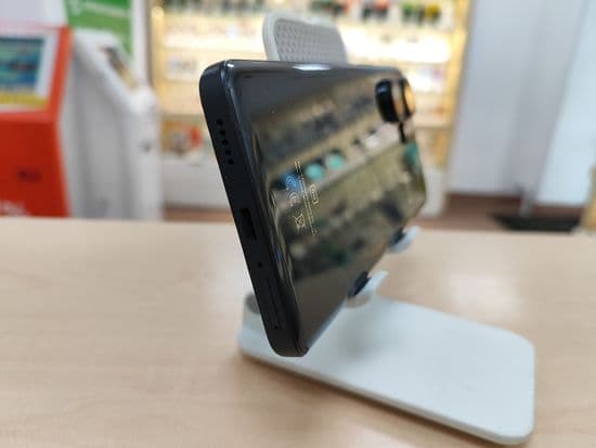 Фото 3: Xiaomi Redmi Note 13 PRO PLUS 8/256GB (чёрный) по адресу г.Верхотурье, ул.Карла Маркса,3а