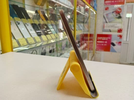 Фото 2: Realme 13+ 5G 12/256GB по адресу г. Верхний Тагил, ул. Ленина, 92