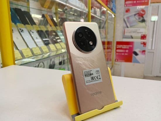 Фото 6: Realme 13+ 5G 12/256GB по адресу г. Верхний Тагил, ул. Ленина, 92