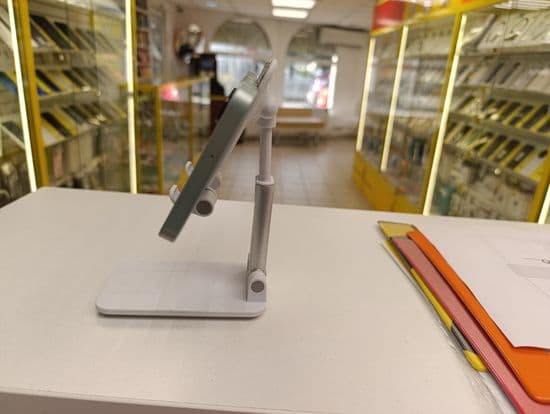 Фото 1: Samsung Galaxy A16 4/128GB (зелёный) по адресу г. Невьянск, ул. Ленина, 15а