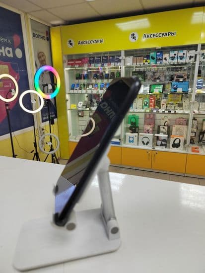 Фото 3: Apple iPhone Xr 64GB по адресу г. Севастополь, пр-т Окт.революции, 61, пав. 2-4