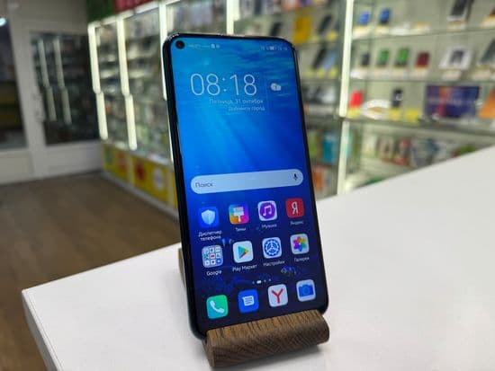 Фото 3: Honor 20 Pro 8/256Gb по адресу г. Нижний Тагил, ул. Ленина 10