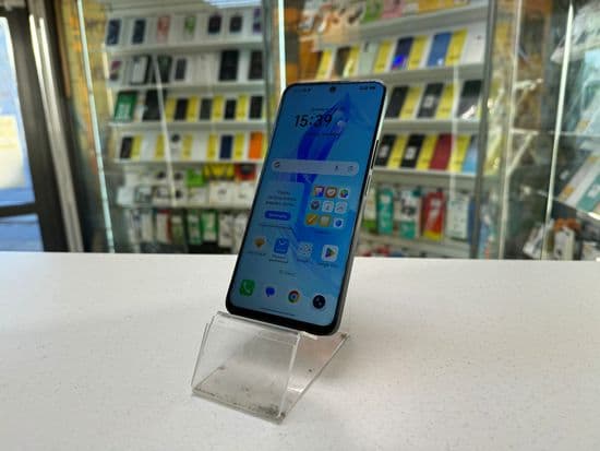 Фото 1: Honor 90 Lite 8/256Gb по адресу г. Кушва, ул. Строителей, 12