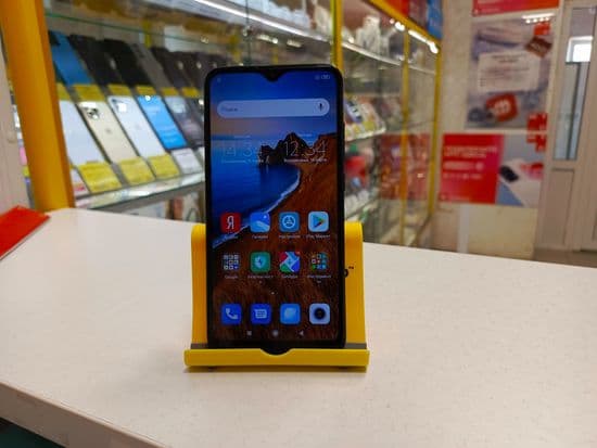 Фото 3: Xiaomi Redmi 8 3/32Gb по адресу г. В.Тагил, ул. Ленина, 92