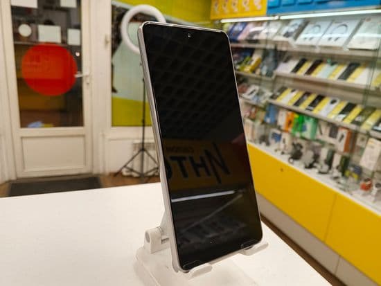 Фото 4: Samsung Galaxy A73 5G 6/128GB по адресу пос. Свободный, ул. Свободы, 38