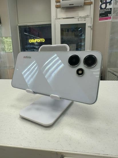 Фото 8: Infinix HOT 30 Play 8/128GB по адресу пос. Баранчинский, ул. Коммуны, 45