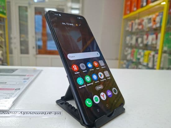 Фото 1: Realme 9 Pro Plus 8/128GB по адресу г.Артемовский, ул.Свободы,42