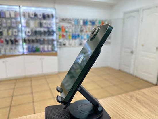 Фото 3: Apple iPhone 13 256GB по адресу г. Нижний Тагил, ул. Садовая, 2