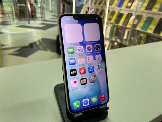 Фото 4: Apple iPhone 16e 128GB по адресу г. Нижний Тагил, ул. Металлургов, 50Б