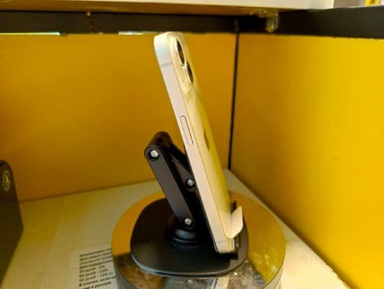 Фото 3: Apple iPhone 14 128gb по адресу г. Карпинск, ул. Колхозная, 56