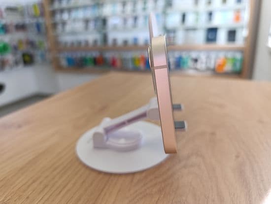 Фото 2: Apple iPhone 13 256GB по адресу г. Верхотурье, ул. Карла Маркса, 3а