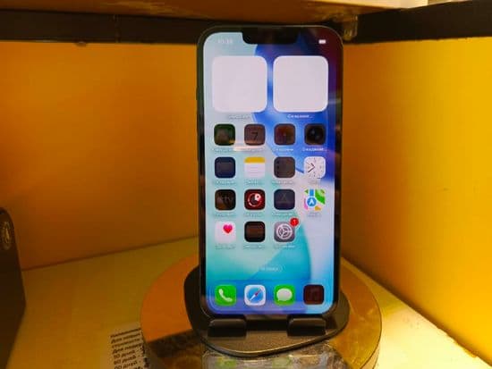 Фото 2: Apple iPhone 13 256GB по адресу г. Карпинск, ул. Колхозная, 56