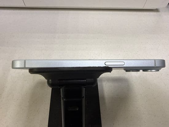Фото 4: Apple iPhone 15 128GB по адресу г. Нижняя Тура, ул. Усошина, 6