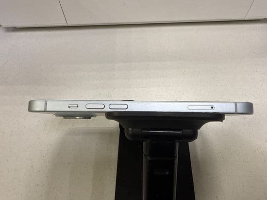 Фото 5: Apple iPhone 15 128GB по адресу г. Нижняя Тура, ул. Усошина, 6