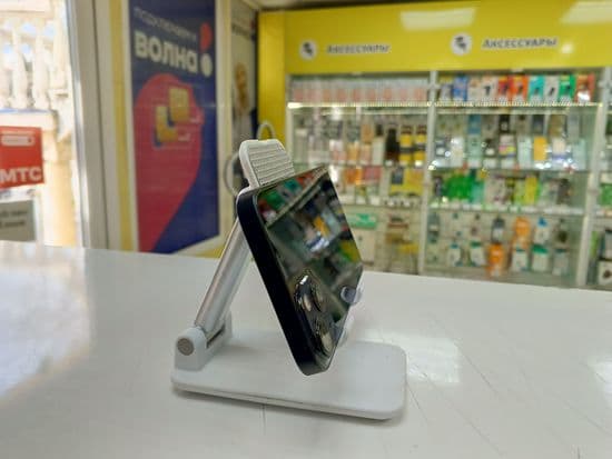 Фото 2: Apple iPhone 13 256GB по адресу г. Севастополь, пр-т Окт.революции, 61, пав. 2-4