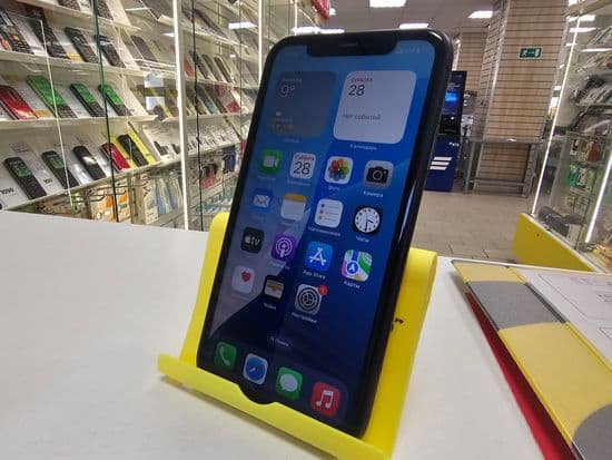 Фото 1: Apple iPhone 11 128Gb по адресу пос.Свободный, ул. Свободы, 38