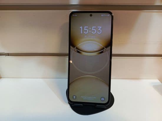 Фото 2: Tecno Spark 30 Pro 8/256GB по адресу г. Карпинск, ул. Колхозная, 56