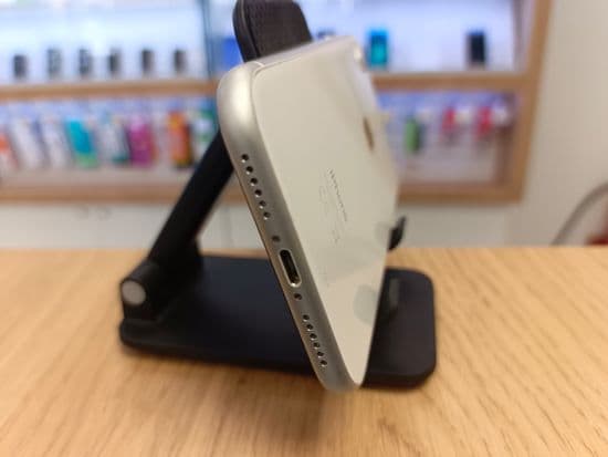 Фото 5: Apple iPhone Xr 64GB по адресу г. Карпинск, ул. Мира, 54