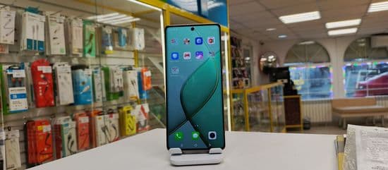 Фото 3: Tecno Spark 20 PRO plus 8/256GB по адресу г. Невьянск, ул. Ленина, 15а