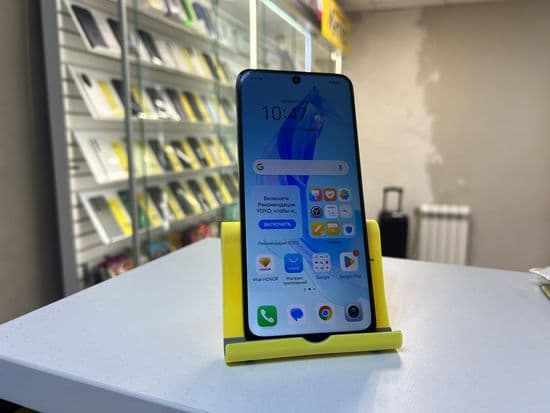Фото 2: Honor 90 Lite 8/256Gb по адресу г. Нижняя Тура, ул. Усошина, 6