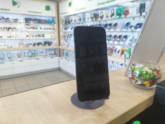 Фото 3: Honor 200 Lite (5G) 8/256GB по адресу г. Красноуральск, ул. Ленина, 8а