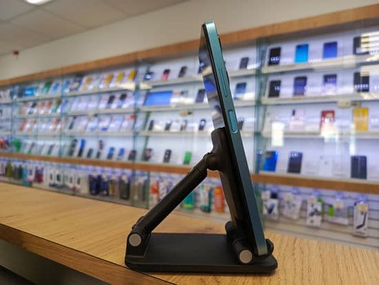 Фото 4: Infinix HOT 30I 4/64GB по адресу г. Карпинск, ул. Мира, 54