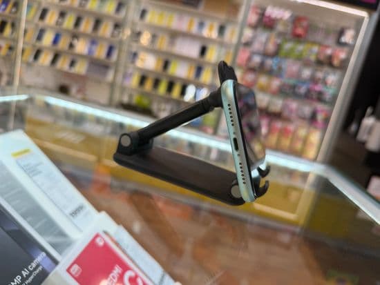 Фото 3: Apple iPhone 11 128Gb по адресу г. Нижний Тагил, ул. Металлургов, 58а