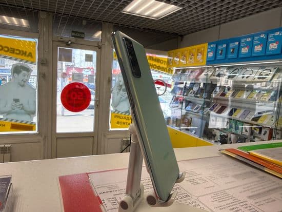 Фото 3: Samsung Galaxy S20FE 6/128GB по адресу г.Н.Тагил, Фрунзе 37б к2