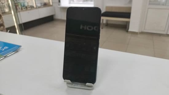Фото 2: Tecno Spark 8C 4/64GB по адресу г. Нижний Тагил, пр-т Вагоностроителей, 21