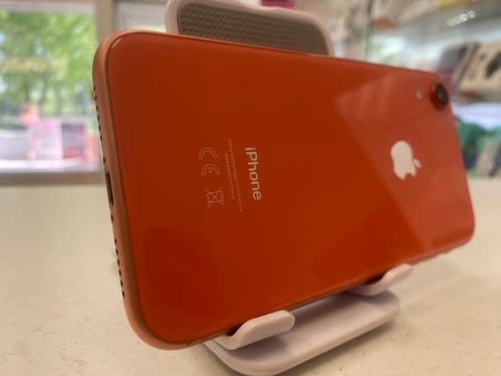 Фото 1: Apple iPhone Xr 64GB по адресу пос. Баранчинский, ул. Коммуны, 45
