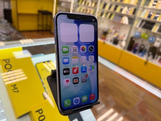 Фото 4: Apple iPhone 12 128GB по адресу г. Нижний Тагил, ул. Металлургов, 58а