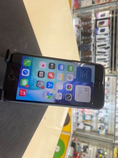 Фото 5: Apple iPhone SE (2020) 64GB по адресу г. Серов, ул. Ленина, 128