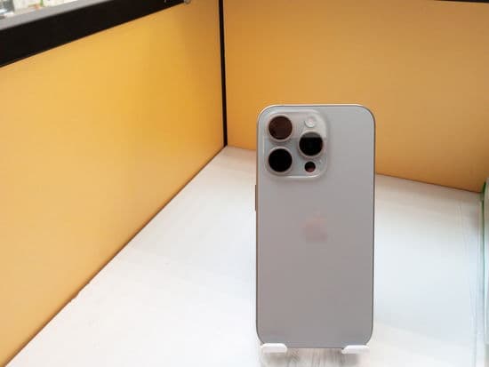 Фото 2: Apple iPhone 15 Pro 128Gb по адресу г. Кушва, ул. Строителей, 12