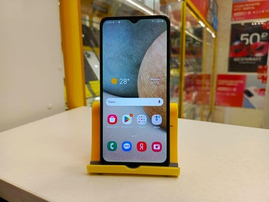 Фото 4: Samsung Galaxy A12 3/32Gb по адресу г. Верхний Тагил, ул. Ленина, 92