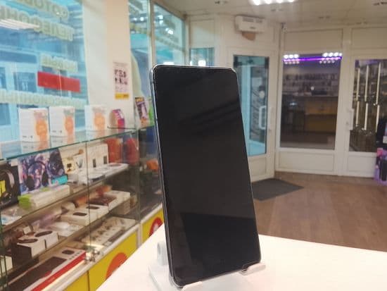 Фото 2: Samsung Galaxy S21 5G 8/128GB по адресу г. Нижний Тагил, пр-т Ленина, 10