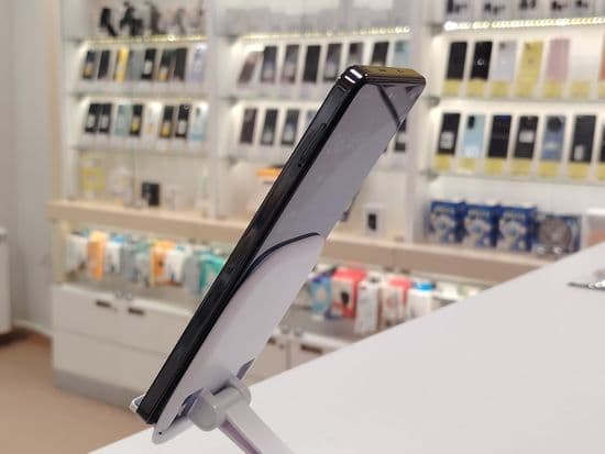 Фото 4: Tecno Camon 30 5G 8/256GB по адресу г. Новая Ляля, ул. Розы Люксембург, 69в