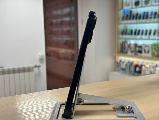 Фото 4: Apple iPhone 15 Pro 256Gb по адресу г. Нижняя Тура, ул. Усошина, 1