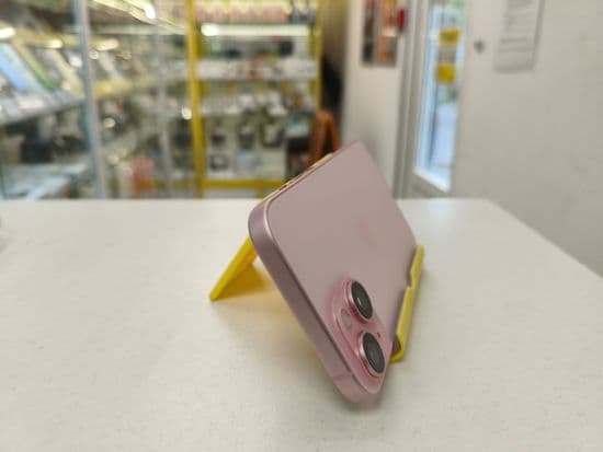 Фото 2: Apple iPhone 15 128GB по адресу г. Краснотурьинск, ул. Рюмина, 1