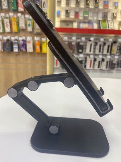 Фото 2: Apple iPhone 16 Pro Max 256GB по адресу г. Кировград, ул. Свердлова, 70